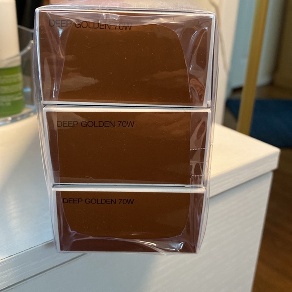 New never opened derma blend leg and body makeup - Picture 2 of 4